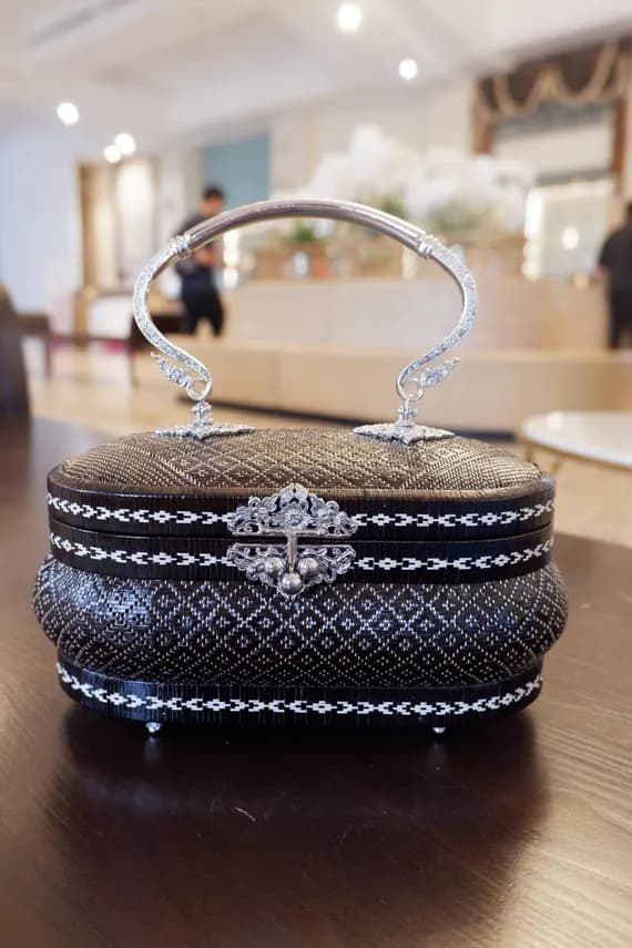 Yan Lipao Woven Handbag - ภาพที่ 1